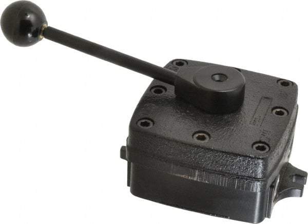 Parker - 1/2" NPT Mechanically Operated Air Valve - 4-Way, 3 Position, Hand Throttle-Manual Return, 6.2 CV Rate, 150 Max psi & 160°F Max Temp - Industrial Tool & Supply