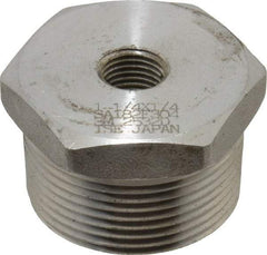 Merit Brass - 1-1/4 x 1/4" Grade 304/304L Stainless Steel Pipe Hex Bushing - MNPT x FNPT End Connections, 3,000 psi - Industrial Tool & Supply