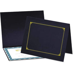 UNIVERSAL - Document Protectors Type: Certificate/Document Holder Width (Inch): 9.75 - Industrial Tool & Supply