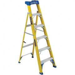 Louisville - 3 Steps, 4' High, Type I Rating, Fiberglass Step Ladder - Industrial Tool & Supply