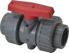 Simtech - 1-1/2" Pipe, Full Port, CPVC True Union Design Ball Valve - Inline - Two Way Flow, FNPT x FNPT (with Socket Adapter) Ends, Tee Handle, 232 WOG - Industrial Tool & Supply