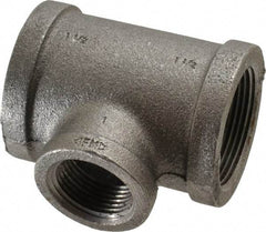 Made in USA - Size 1-1/2 x 1-1/2 x 1", Class 150, Malleable Iron Black Pipe Reducing Tee - 150 psi, Threaded End Connection - Industrial Tool & Supply