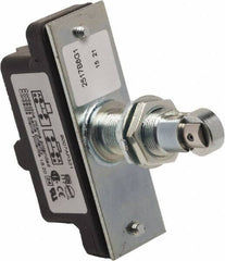 Square D - SPDT, NC/NO, 600 VAC, Screw Terminal, Roller Plunger Actuator, General Purpose Limit Switch - 1 NEMA Rating, IP20 IPR Rating, Panel Mount, 1-1/4 Lb. Operating Force - Industrial Tool & Supply
