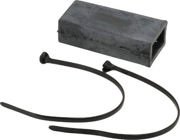 Thomas & Betts - 600 Volt, Female and Male Pigtail Connector - CSA Certified, RoHS Compliant, UL File Y - Industrial Tool & Supply