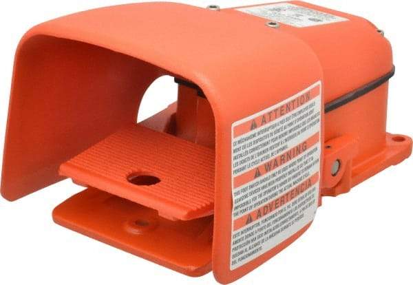 LINEMASTER - 1 Treadle, 15 Amp, 1/2 hp, Momentary (MO), DPDT-DB, Electric Foot Switch - 2, 4 & 13 NEMA Rated, IP56, Cast Iron, 9" Long x 5.88" Wide x 4-1/2" High - Industrial Tool & Supply
