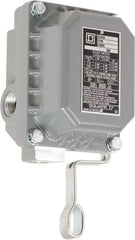 Square D - 7 and 9 NEMA Rated, DPST, Float Switch Pressure and Level Switch - 575 VAC, Line-Load-Load-Line Terminal - Industrial Tool & Supply