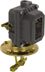 Square D - 4 NEMA Rated, DPST, Float Switch Pressure and Level Switch - 575 VAC, Line-Load-Load-Line Terminal - Industrial Tool & Supply