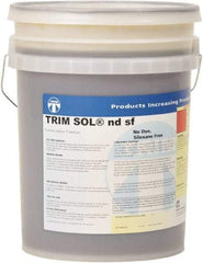 Master Fluid Solutions - Trim SOL ndsf, 5 Gal Pail Cutting & Grinding Fluid - Water Soluble, For Cutting, Grinding - Industrial Tool & Supply
