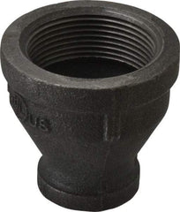 B&K Mueller - Size 1-1/2 x 3/4", Class 150, Malleable Iron Black Pipe Reducing Coupling - 150 psi, Threaded End Connection - Industrial Tool & Supply