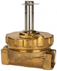 Parker - 3/4" Port, Two Way, Piloted Diaphragm, Brass Solenoid Valve - Normally Closed, 300 Max PSI, NBR Seal - Industrial Tool & Supply