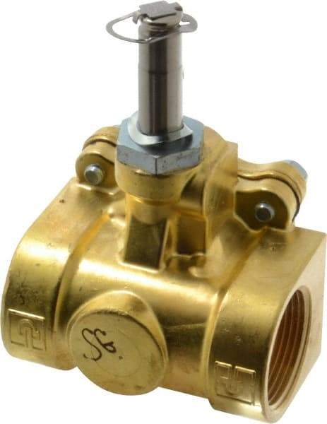 Parker - 1-1/4" Port, Two Way, Piloted Diaphragm, Brass Solenoid Valve - Normally Closed, 125 Max PSI, NBR Seal - Industrial Tool & Supply