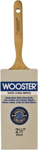 Wooster Brush - 2-1/2" Flat Hog Varnish Brush - 2-15/16" Bristle Length, 5-1/8" Maple Dowel Handle - Industrial Tool & Supply