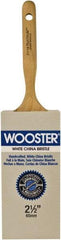 Wooster Brush - 2-1/2" Flat Hog Varnish Brush - 2-15/16" Bristle Length, 5-1/8" Maple Dowel Handle - Industrial Tool & Supply