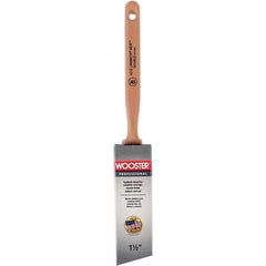 Wooster Brush - 1-1/2" Angled Synthetic Sash Brush - 2-7/16" Bristle Length, 7-7/8" Poly Foam Fluted Handle - Industrial Tool & Supply