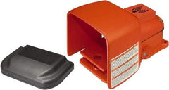 LINEMASTER - 1 Treadle, 10 Amp, 1/2 hp, Momentary (MO), 3PDT, Wireless Foot Switch - IP68 (Transmitter) & IPX1 (Receiver), Aluminum & Cast Iron, 230.3mm Long x 153.31mm Wide x 154.53mm High - Industrial Tool & Supply