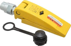 Enerpac - 1 Ton, 3-3/4" Max Spread, 1 Sq In Hydraulic Spreader - 0.61 Cu In Oil Capacity, 1/2" Tip Clearance - Industrial Tool & Supply