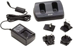 FLIR - Thermal Imaging Battery Charger - Use with FLIR Exx Series Thermal Cameras & FLIR Exxbx Series Thermal Cameras - Industrial Tool & Supply