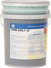 Master Fluid Solutions - Trim SOL sf, 5 Gal Pail Cutting & Grinding Fluid - Water Soluble, For Cutting, Grinding - Industrial Tool & Supply
