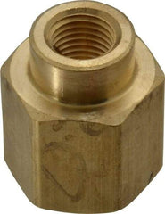 Parker - 1/2 x 1/4 Female Thread, Brass Industrial Pipe Coupling - FNPTF, 1,000 psi - Industrial Tool & Supply