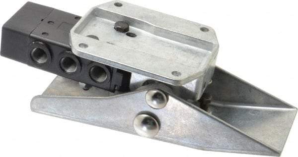 Norgren - 1/4" NPT Packed Spool Valve - 4-Way, Pedal Type, Spring Activation & 0.98 CV Rate - Industrial Tool & Supply