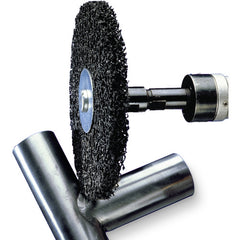 Scotch-Brite Clean and Strip Disc CS-DC SiC Extra Coarse 6″ × 1/2″ - Industrial Tool & Supply