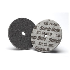 Scotch-Brite EXL Unitized Wheel XL-UW 2A Medium 3″ × 1/4″ × 1/4″ - Industrial Tool & Supply